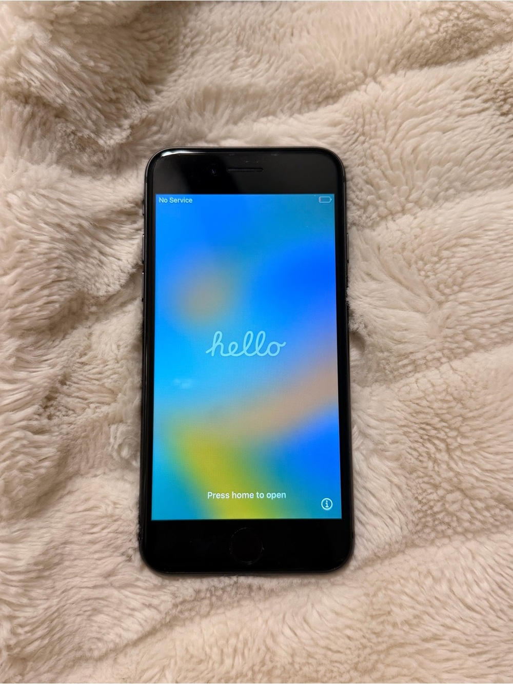Apple iPhone 8 (64 GB) Space Gray Unlocked / MQ6V2LL/A Good Condition